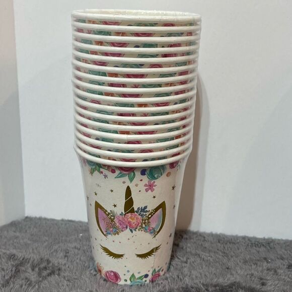 Unicorn Party Decorations set of 81 NWT - Picture 8 of 15